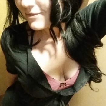 Rym - Femme trans à Lüscherz Profil de Rym, 30 ans, Femme trans à Lüscherz (Berne)