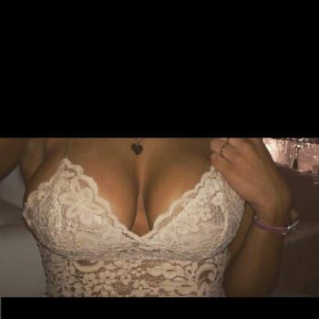 Anna-livia - Femme trans à Gempenach Profil de Anna-livia, 41 ans, Femme trans à Gempenach (Fribourg)